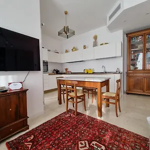 Ampio Ed Incantevole Monolocale A Citylife Appartement Milan