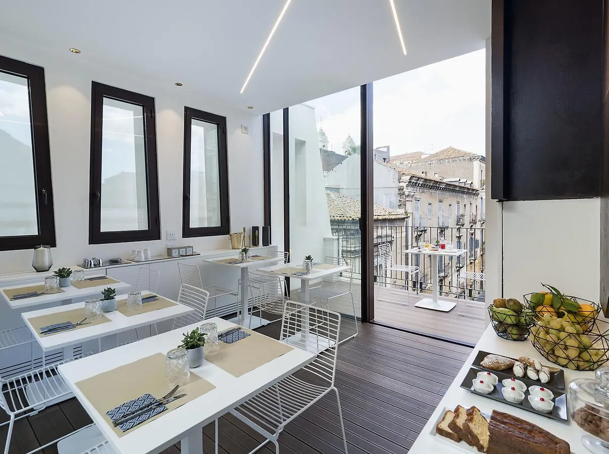 Duomo Suites & Spa Catania 4*,